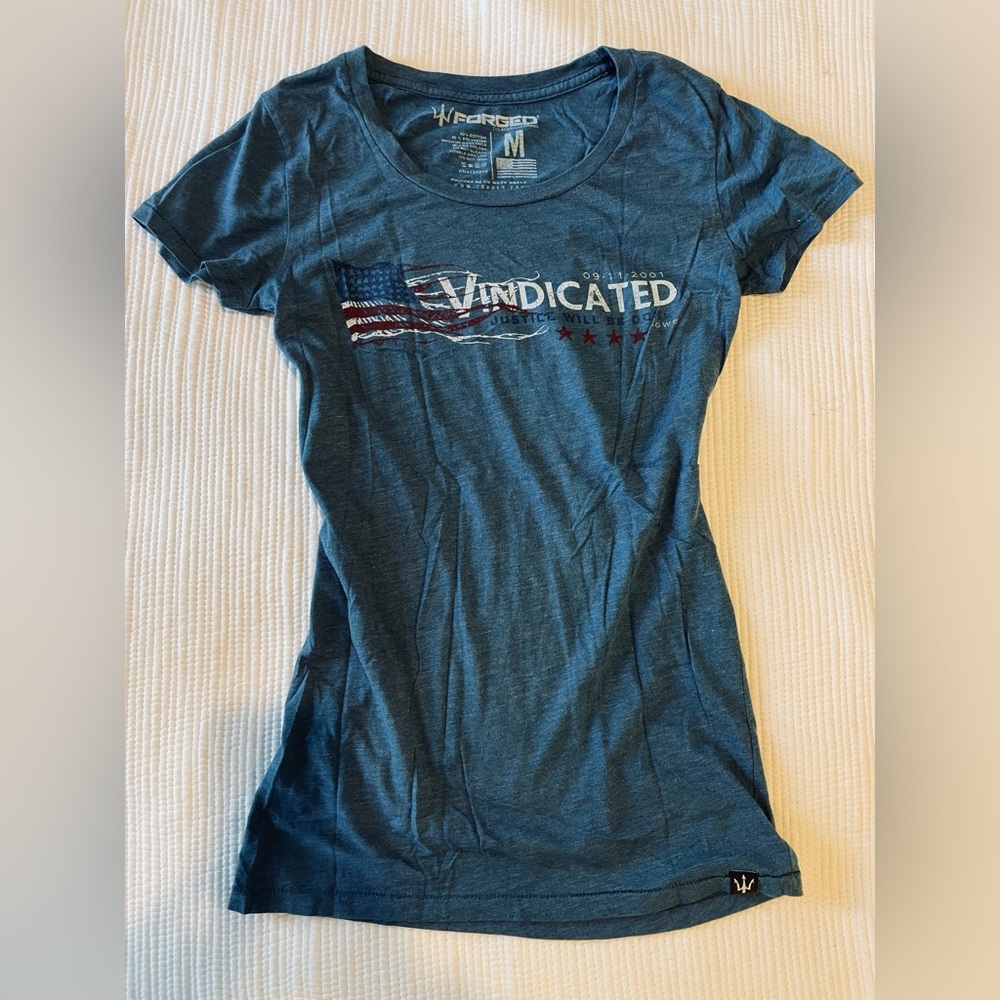 FORGED fitted Tee “Vindicated” Women’s Sz Medium 🇺🇸
